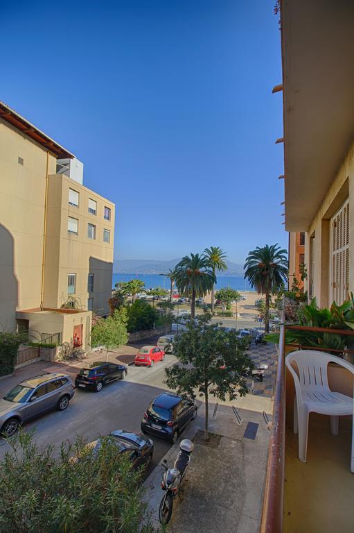F3 Place Miot Apartment *